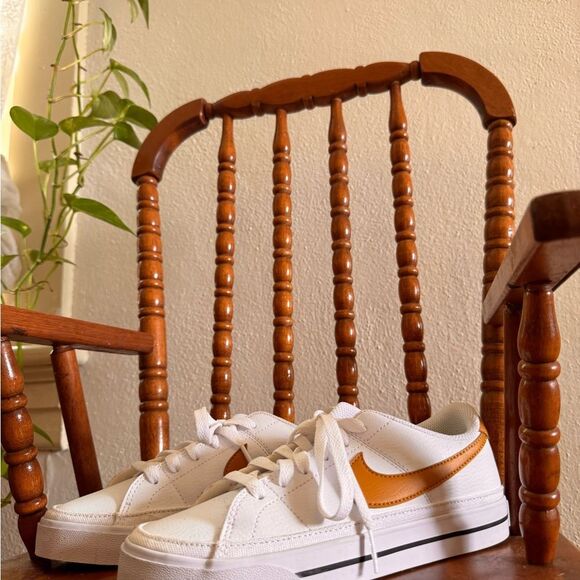 Nike Shoes - Nike Women's Court Legacy Next Nature Sneakers sz. 5